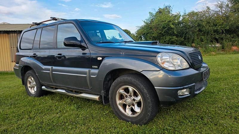 Schwarz Gebraucht 2007 Hyundai Terracan SUV | 2.055 € (Guter Preis) - Bild 1/4