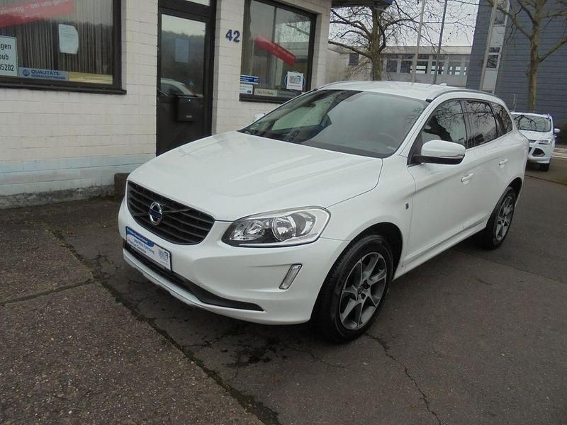 Weiß Gebraucht 2016 Volvo XC60 Ocean Race SUV | 11.950 € (Superpreis) - Bild 1/4