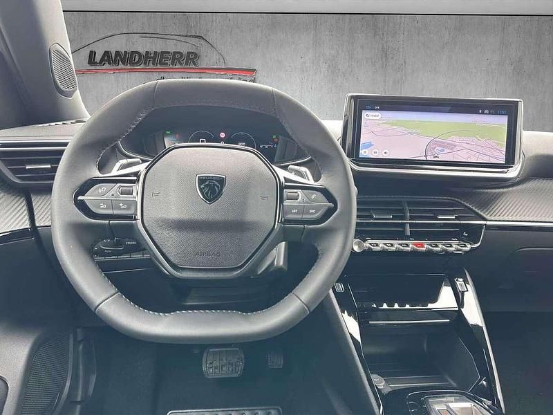 Neu Peugeot 2008 Allure 131 PS (96 kW) 2025 Weiß okenit SUV