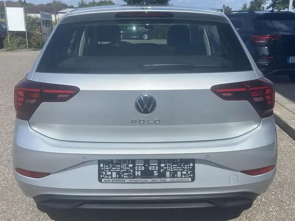 Gebraucht VW Polo Life 80 PS (58 kW) 2023 Silber Kleinwagen