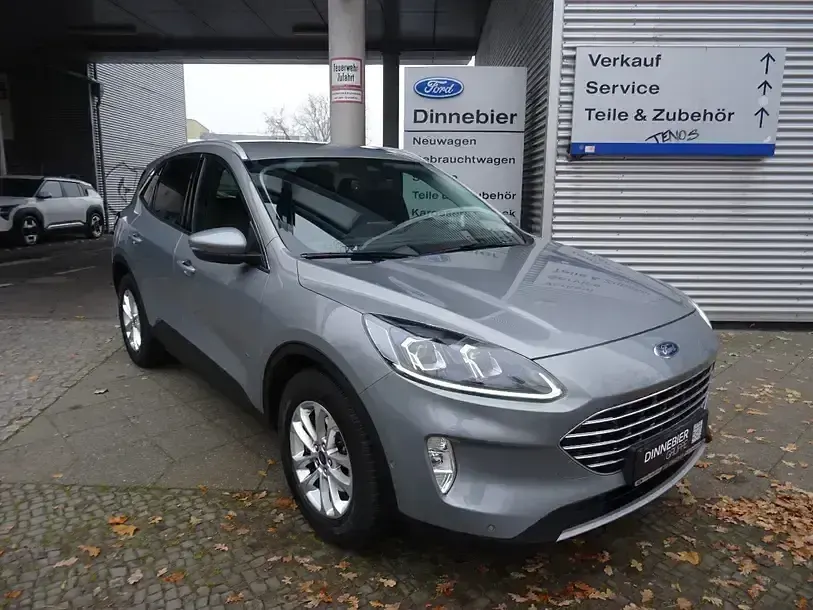 Używany Ford Kuga Titanium X 150 KM (110 kW) 2021 Srebrny SUV