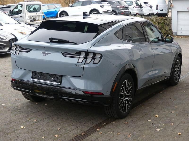 Gebraucht Ford Mustang Mach-E Premium 216 kW (294 PS) 2024 Grau SUV