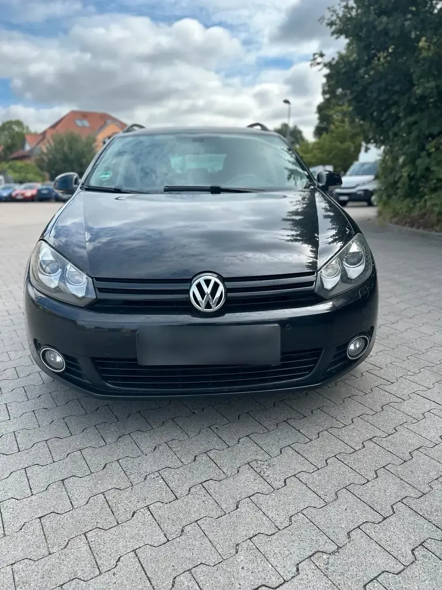 Gebraucht VW Golf VI 105 PS (77 kW) 2012 Schwarz Kombi