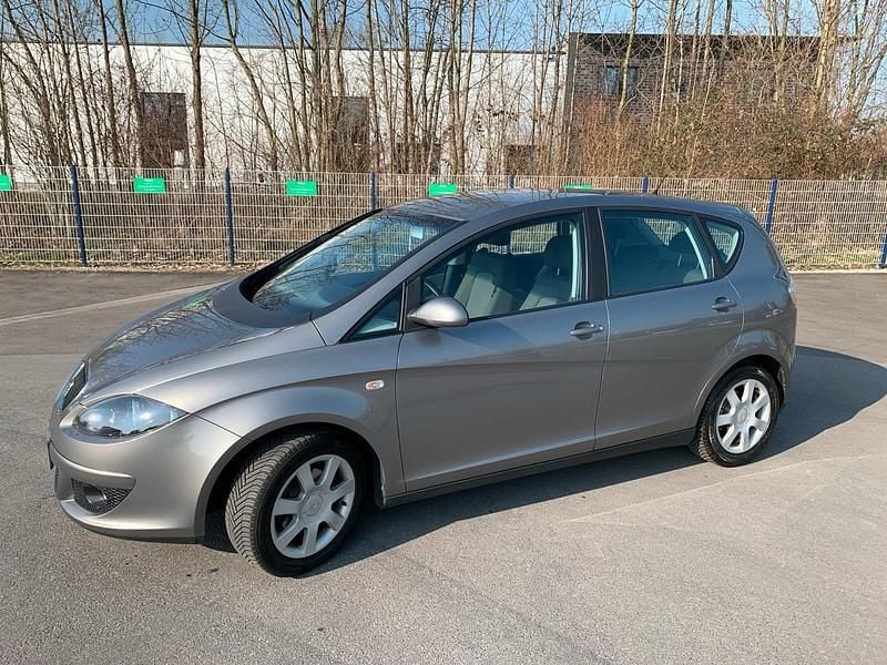 Gebraucht Seat Altea 101 PS (74 kW) 2004 Grau Van / Kleinbus