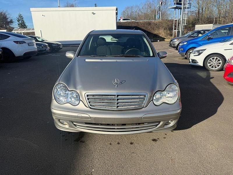 Gebraucht Mercedes C200 122 PS (89 kW) 2005 Silber Limousine