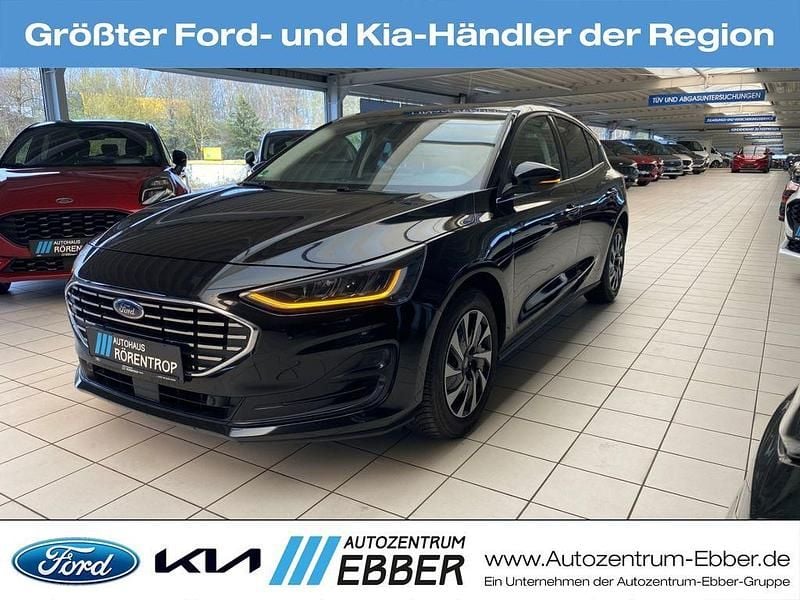 Gebraucht Ford Focus Titanium 125 PS (91 kW) 2023 Schwarz Limousine