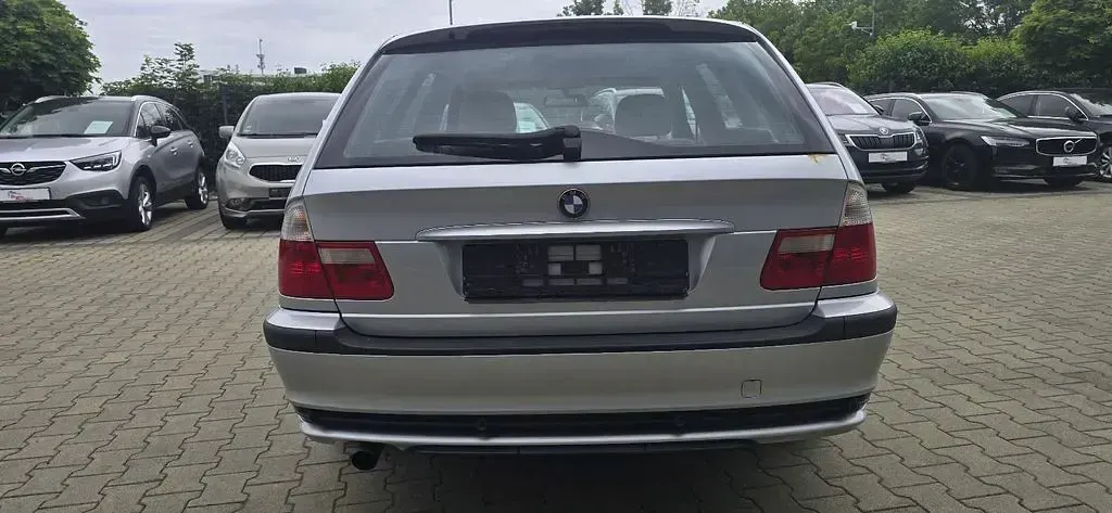 Gebraucht BMW 318 118 PS (86 kW) 2001 Limousine