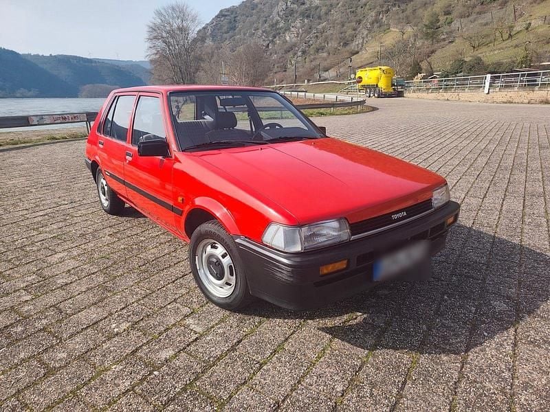 Gebraucht Toyota Corolla 79 PS (58 kW) 1985 Rot Kleinwagen