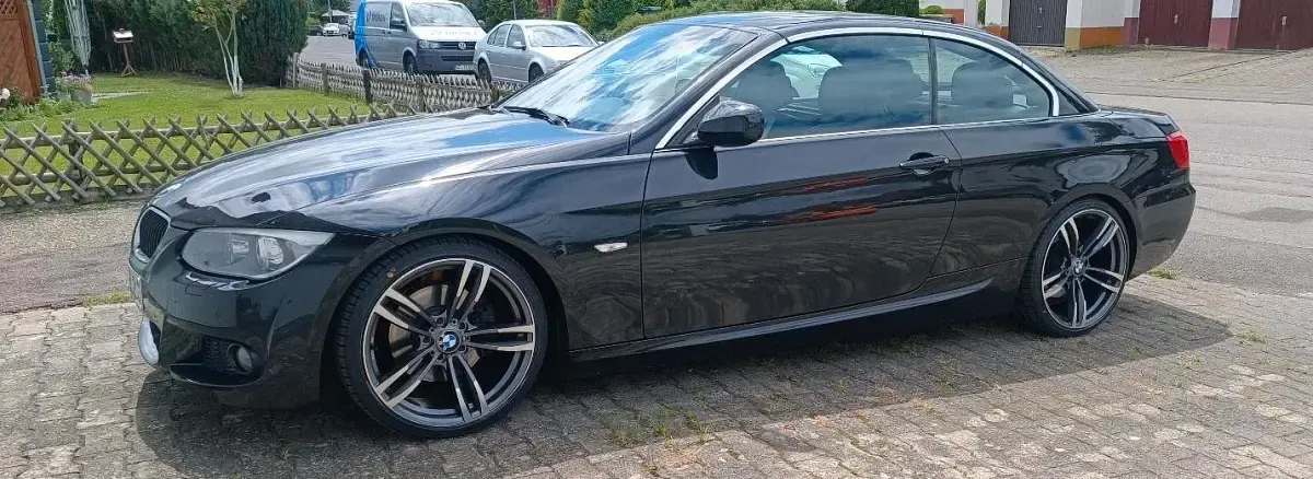 Gebraucht BMW 320 Cabriolet M Sport 184 PS (135 kW) 2010 Schwarz Cabrio