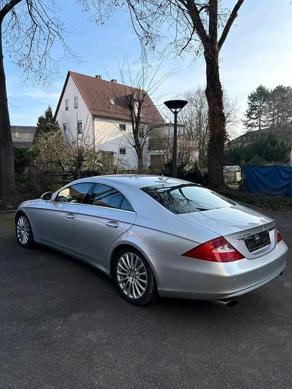 Gebraucht Mercedes CLS350 299 PS (219 kW) 2006 Silber Limousine