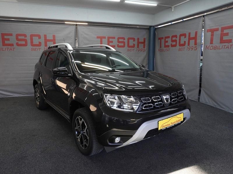 Gebraucht Dacia Duster 131 PS (96 kW) 2021 Schwarz SUV