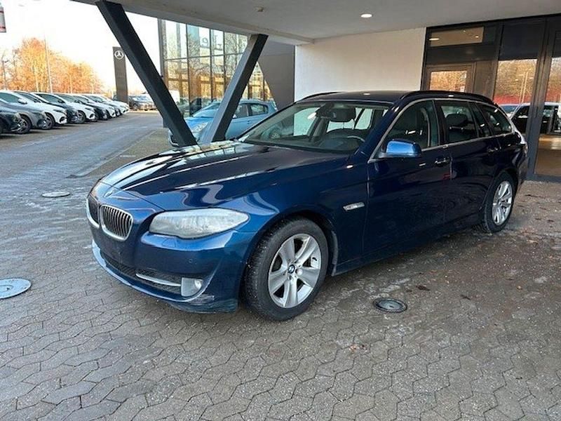 Gebraucht BMW 520 184 PS (135 kW) 2011 Blau Kombi