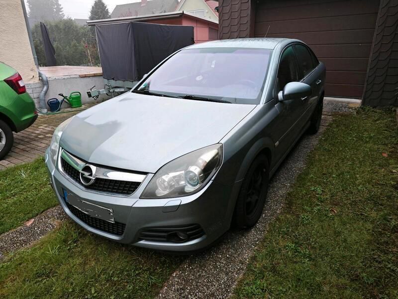 Blau Gebraucht 2005 Opel Vectra GTS Limousine | 1.299 € - Bild 1/4