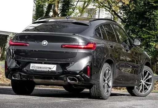 Używany BMW X4 Shadowline 340 KM (250 kW) 2023 Szary SUV