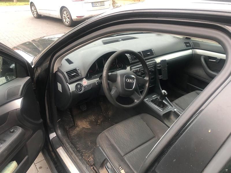Gebraucht Audi A4 140 PS (102 kW) 2005 Schwarz Kombi
