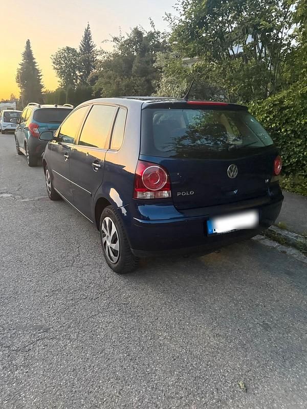 Gebraucht VW Polo 68 PS (50 kW) 2009 Blau Kleinwagen
