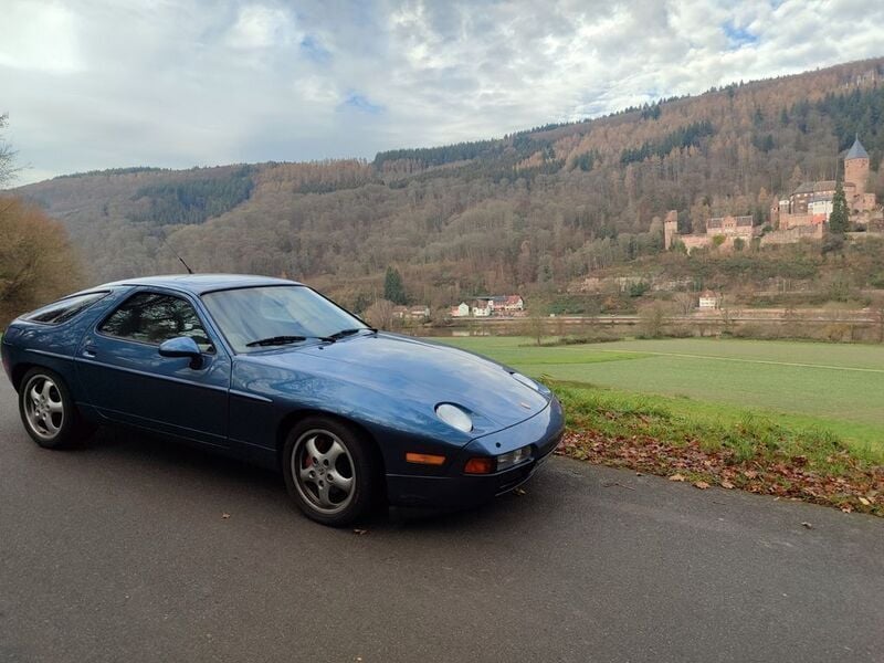 Blau Gebraucht 1988 Porsche 928 Coupé | 14.900 € - Bild 1/4