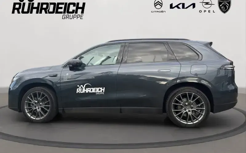 Gebraucht Leapmotor C10 215 PS (158 kW) 2025 Grau SUV