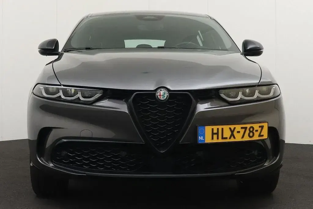 Gebraucht Alfa Romeo Tonale Sprint 131 PS (96 kW) 2025 Grau SUV