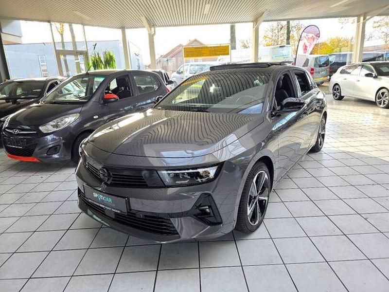 Grau Gebraucht 2024 Opel Astra Limousine | 24.590 € (Fairer Preis) - Bild 1/4