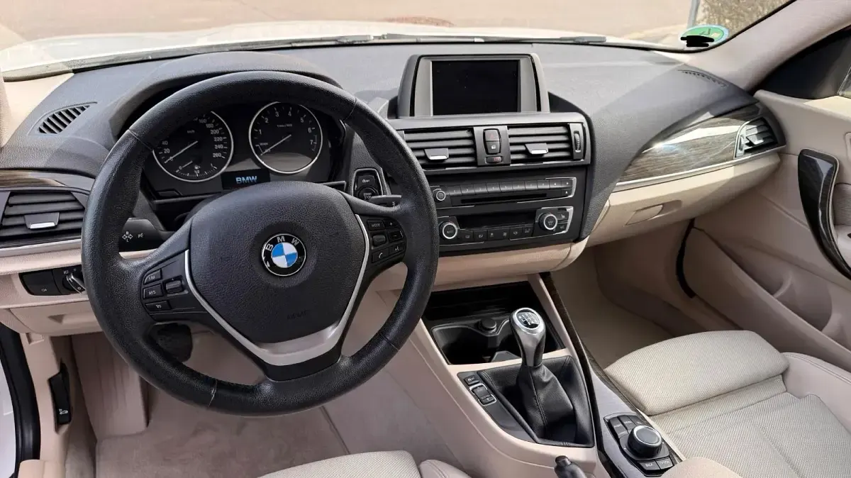 Gebraucht BMW 220 184 PS (135 kW) 2014 Weiß Coupé