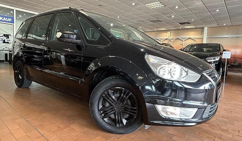 Gebraucht Ford Galaxy Trend 140 PS (102 kW) 2011 Schwarz Van / Kleinbus