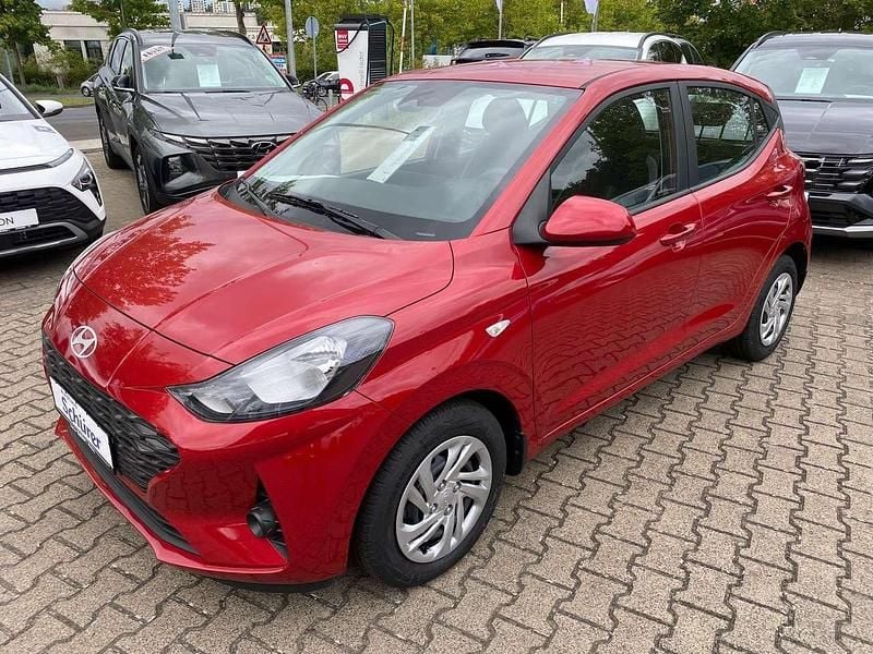 Dragon red Neu 2025 Hyundai i10 Comfort Kleinwagen | 16.990 € (Fairer Preis) - Bild 1/1