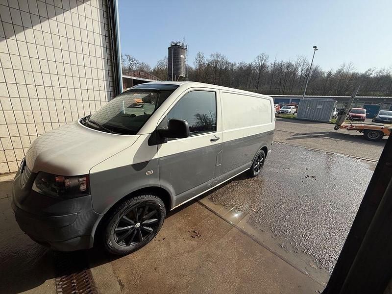Gebraucht VW Transporter 131 PS (96 kW) 2009 Weiß Van