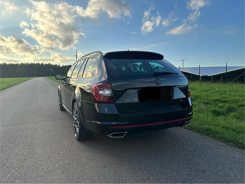 Gebraucht Skoda Octavia RS 184 PS (135 kW) 2019 Schwarz Kombi