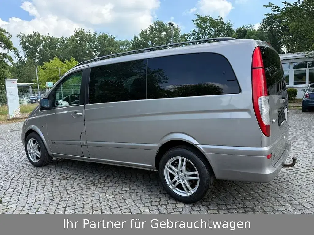 Gebraucht Mercedes Viano Edition 204 PS (150 kW) 2010 Silber Van / Kleinbus