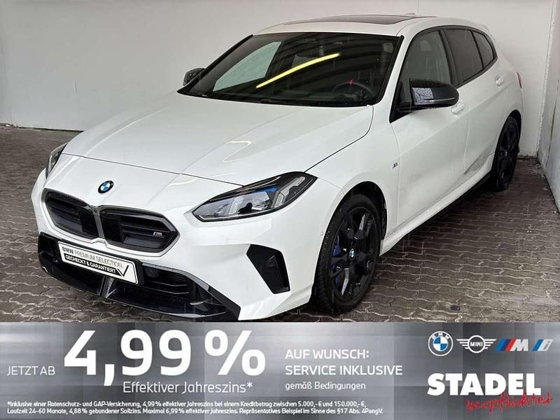 Alpinweiss Gebraucht 2024 BMW 135 M Sport Kleinwagen | 45.840 € - Bild 1/4