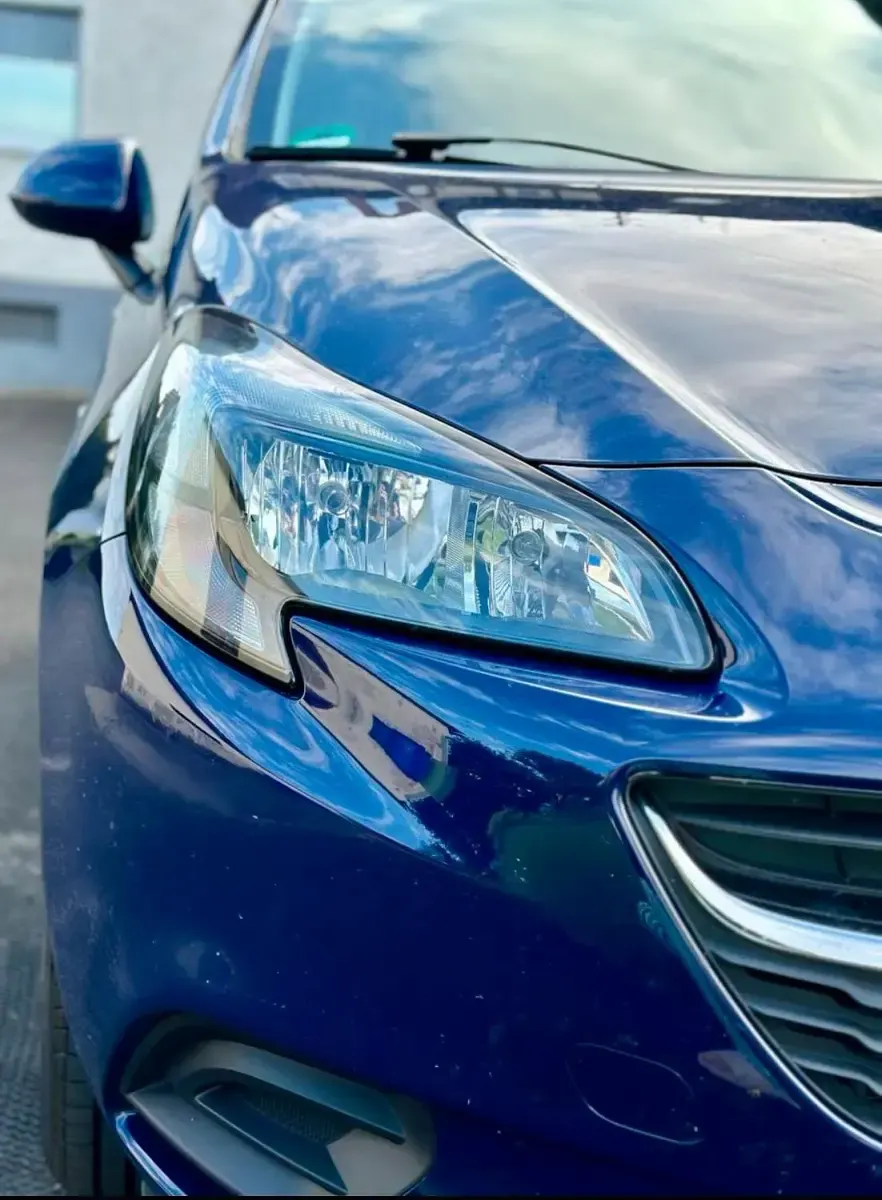 Usado Opel Corsa Edition 90 CV (66 kW) 2015 Azul Utilitario