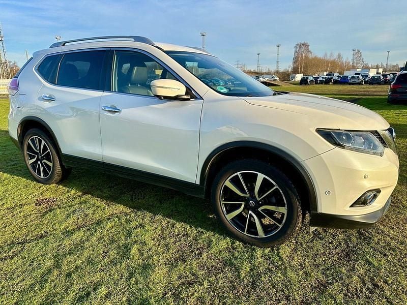 Gebraucht Nissan X-Trail Tekna 131 PS (96 kW) 2017 Weiß SUV