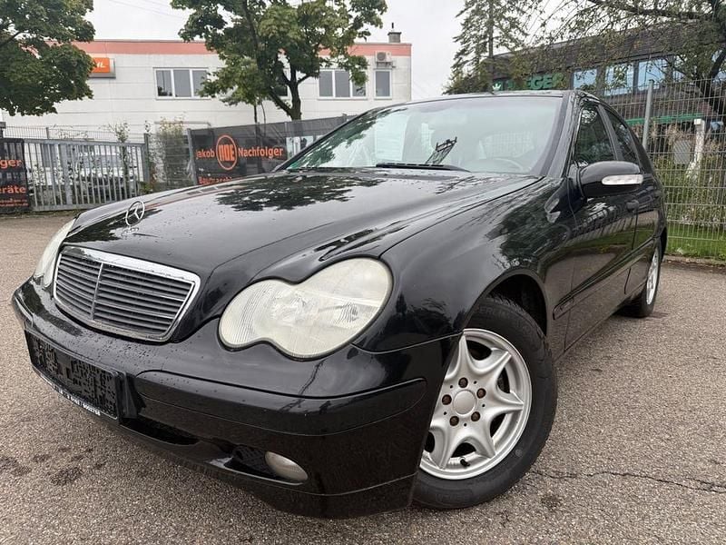 Schwarz Gebraucht 2005 Mercedes C180 Limousine | 2.490 € (Superpreis) - Bild 1/4