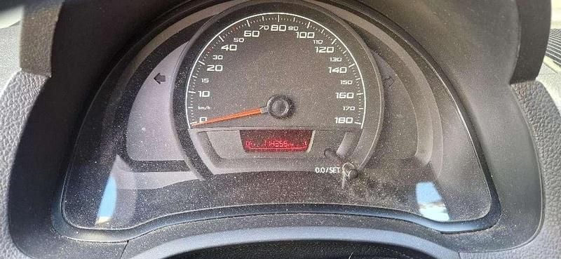 Gelb Gebraucht 2016 Seat Mii Kleinwagen | 3.000 € (Superpreis) - Bild 1/4