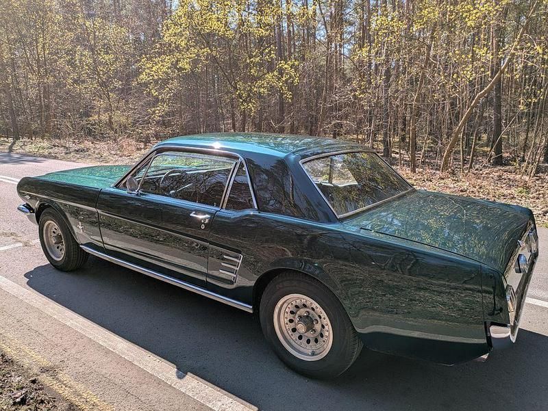 Occasion Ford V8 200 ch (147 kW) 1966 Vert Coupé
