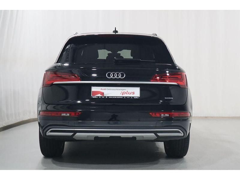 Gebraucht Audi Q5 Ambiente 204 PS (150 kW) 2024 Brillantschwarz SUV