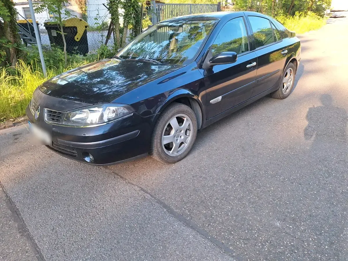 Gebraucht Renault Laguna II 140 PS (102 kW) 2005 Andere farben Limousine