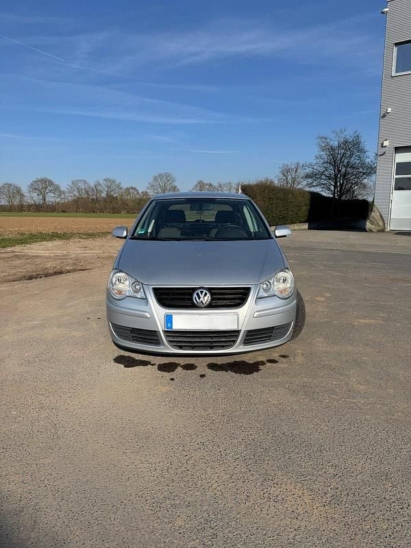 Gebraucht VW Polo 80 PS (58 kW) 2006 Silber Kleinwagen