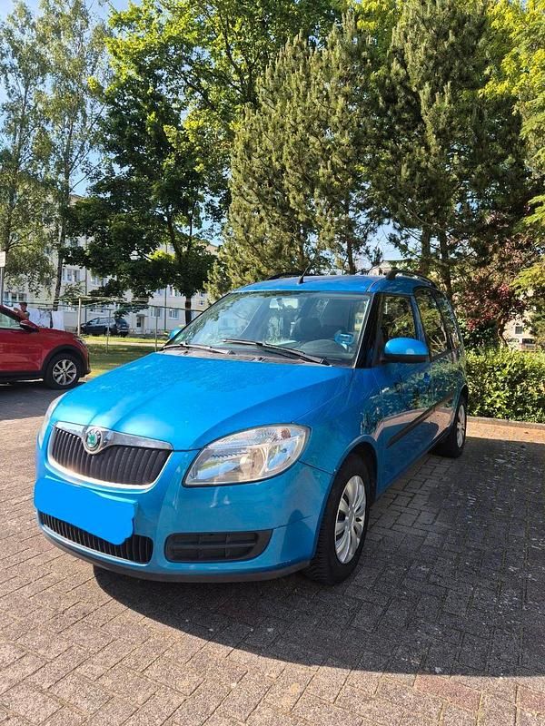 Blau Gebraucht 2007 Skoda Roomster Kombi | 2.100 € (Fairer Preis) - Bild 1/4