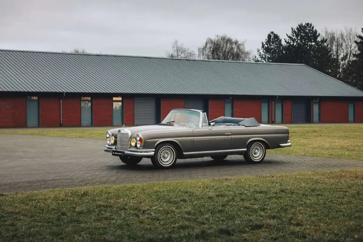Gebraucht Mercedes 250 SE 150 PS (110 kW) 1967 Anthrazitgrau metallic Cabrio
