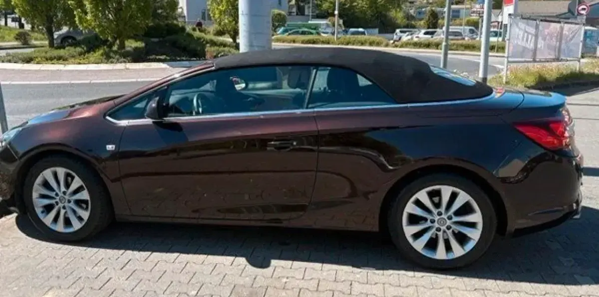 Gebraucht Opel Cascada 165 PS (121 kW) 2013 Braun Cabrio