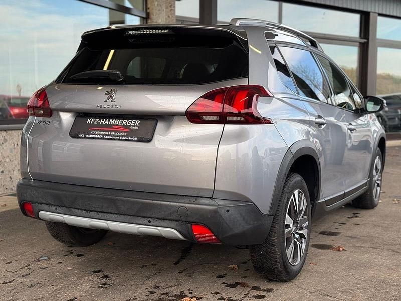 Gebraucht Peugeot 2008 Allure 114 PS (83 kW) 2019 Grau SUV