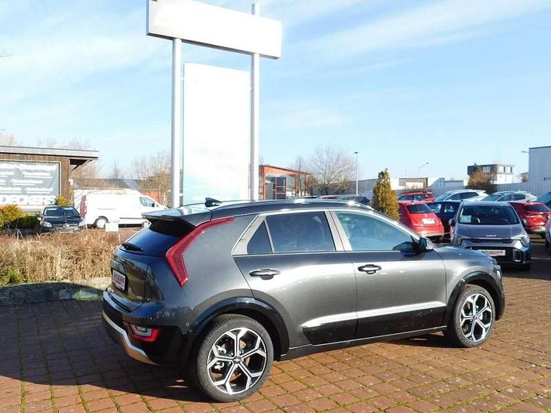 Gebraucht Kia Niro Spirit 105 PS (77 kW) 2024 Interstellar grau metallic SUV