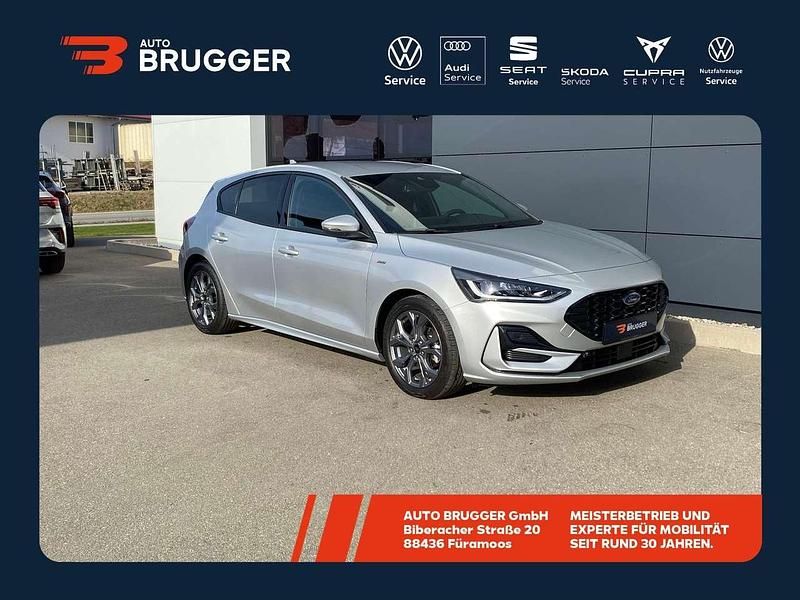 Gebraucht Ford Focus ST-Line X 155 PS (114 kW) 2023 Silber Limousine