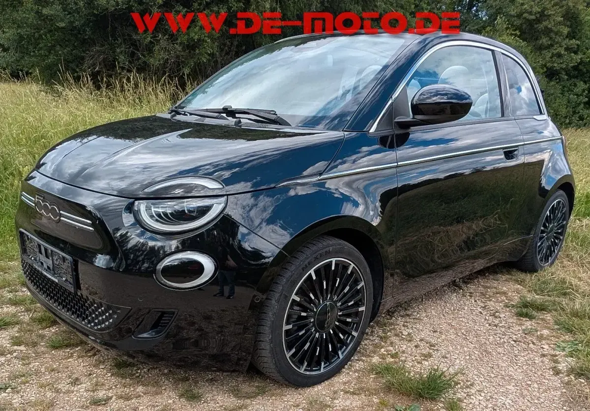Gebraucht Fiat 500e La Prima 86 kW (118 PS) 2022 Schwarz Cabrio
