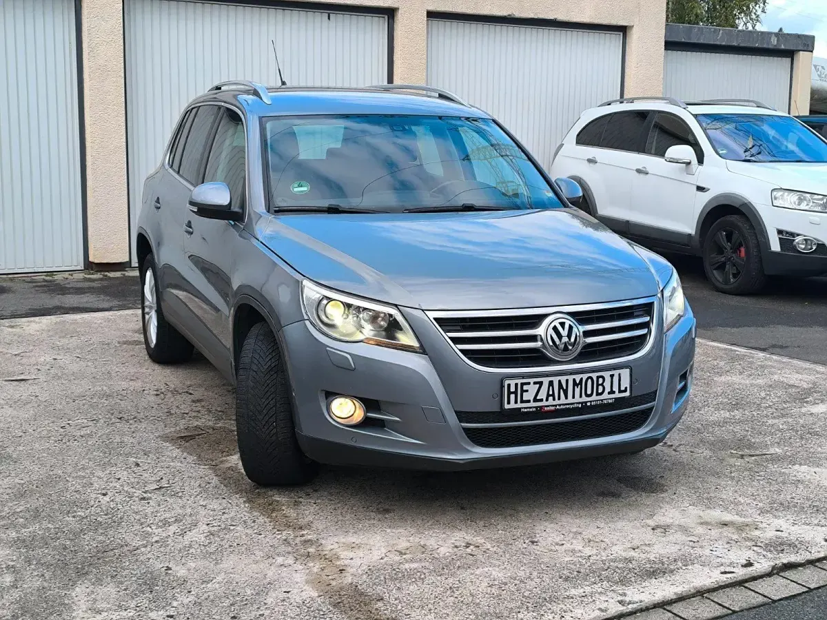 Gebraucht VW Tiguan 140 PS (102 kW) 2009 Silber SUV