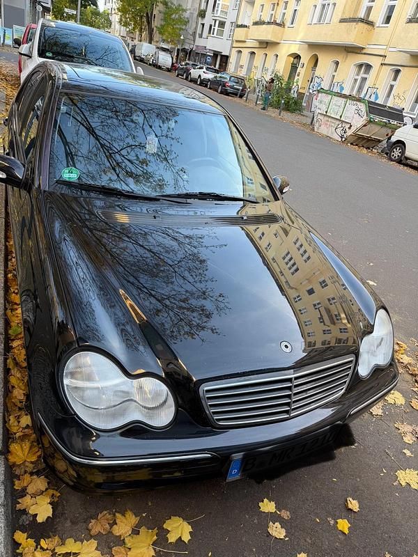 Gebraucht Mercedes C320 218 PS (160 kW) 2000 Schwarz Kleinwagen