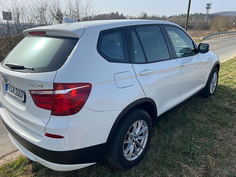 Gebraucht BMW X3 184 PS (135 kW) 2012 Weiß SUV
