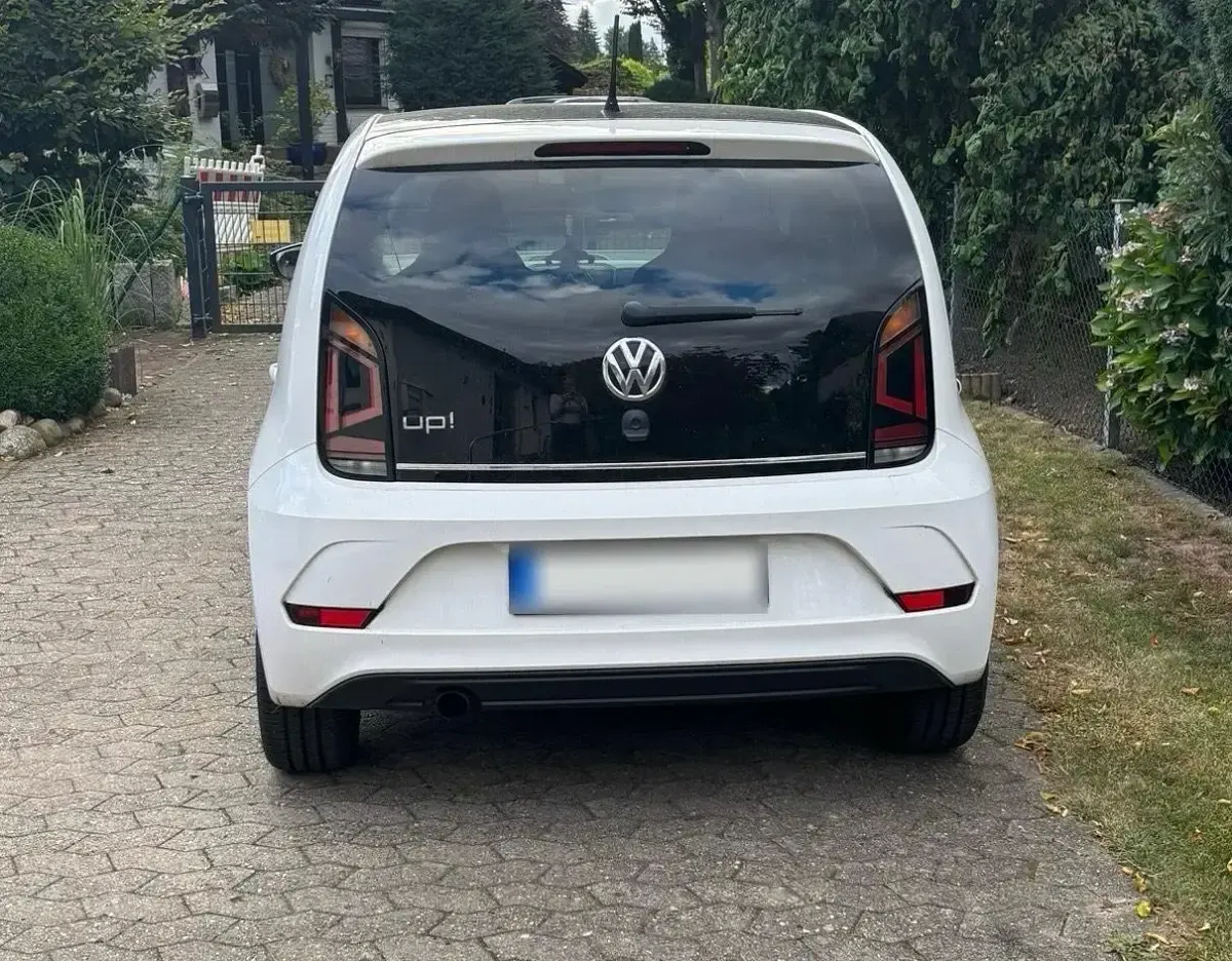 Gebraucht VW up! 90 PS (66 kW) 2018 Weiß Kleinwagen